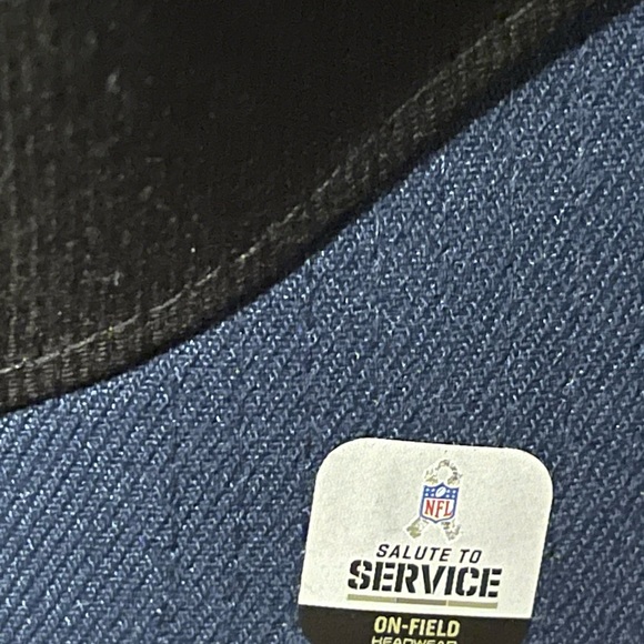Seattle Seahawks New Era Black Blue Salute To Service 39THIRTY Flex Hat L/XL NEW - Picture 11 of 15